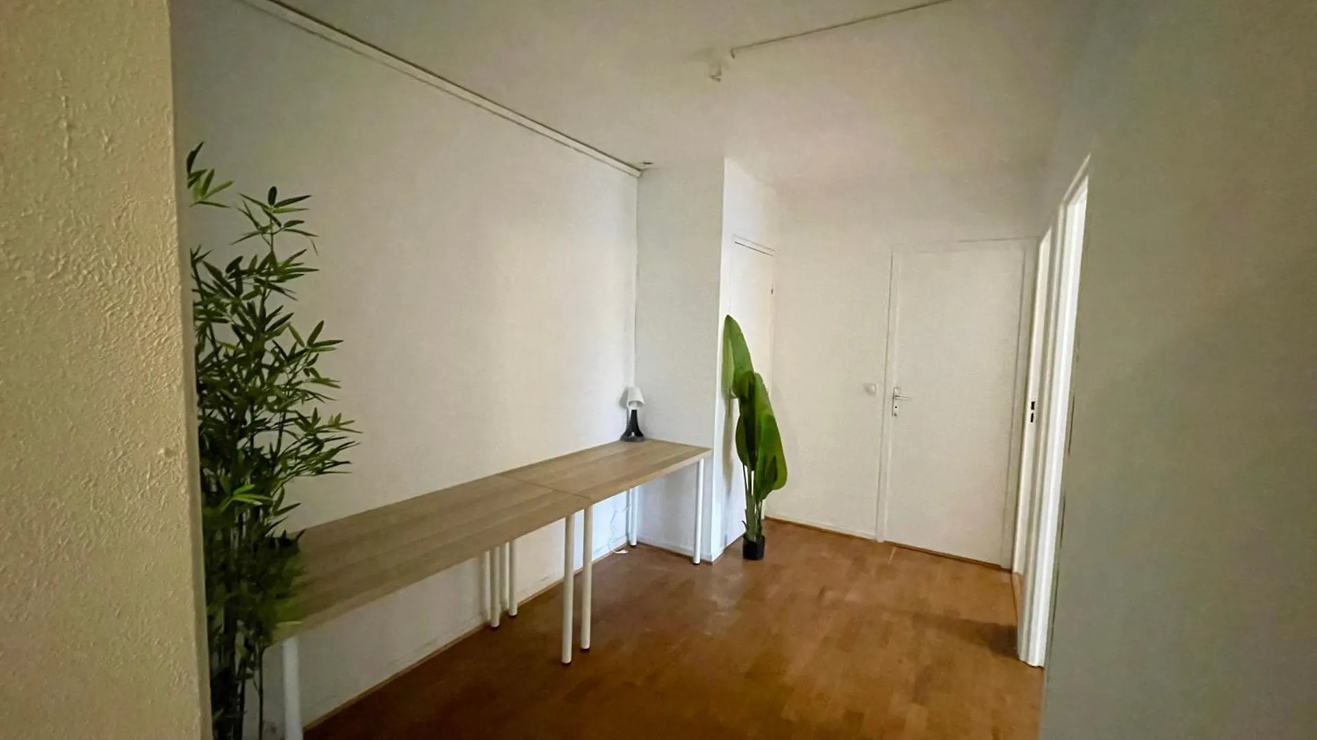 Bngo I Le Spacieux I 12 Personnes, 5 Chambres, 2 Salle De Bain, Parking Prive, Wc Separe, Wifi Villeurbanne 0*,
