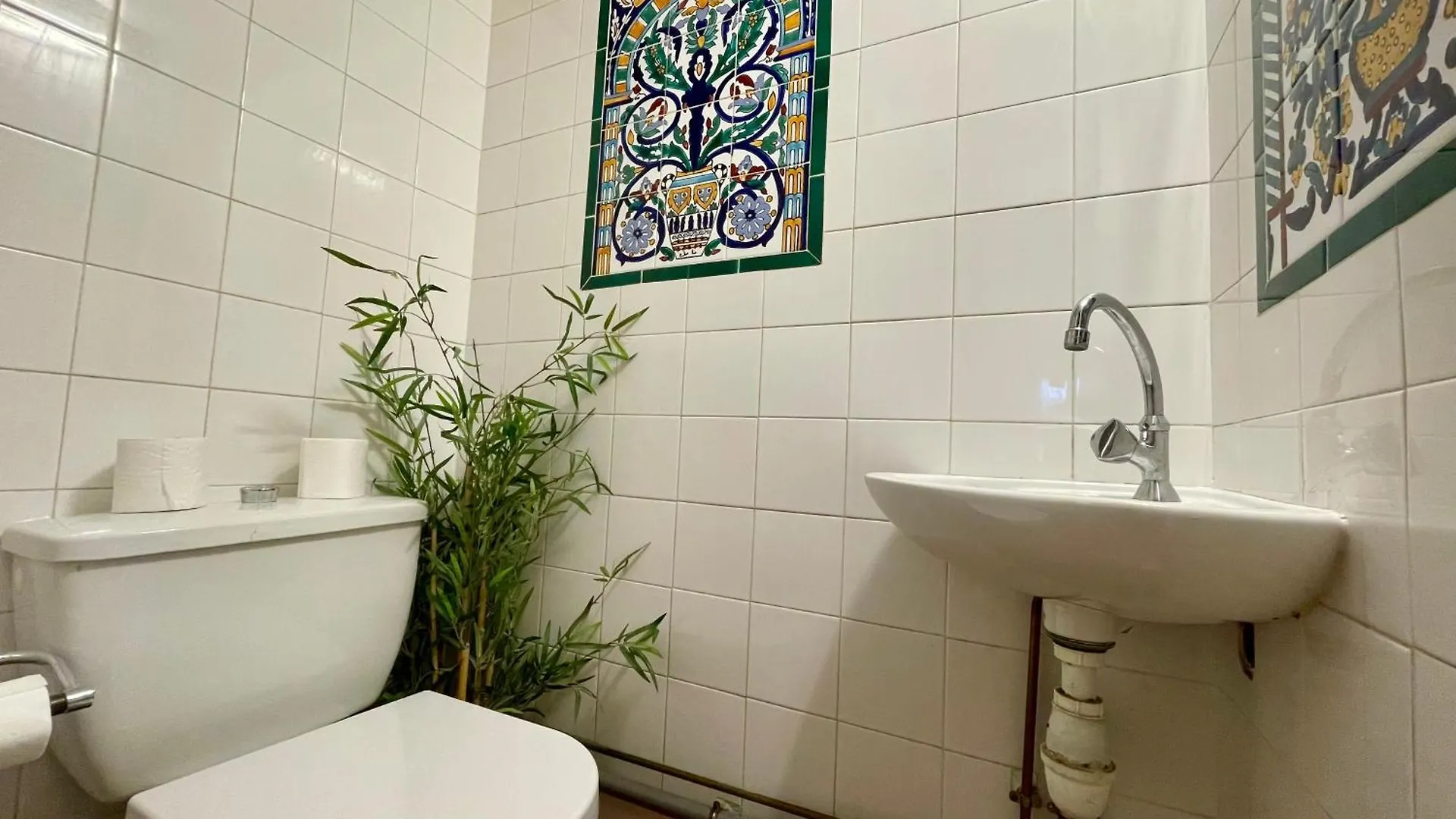Apartment Bngo I Le Spacieux I 12 Personnes, 5 Chambres, 2 Salle De Bain, Parking Prive, Wc Separe, Wifi Villeurbanne