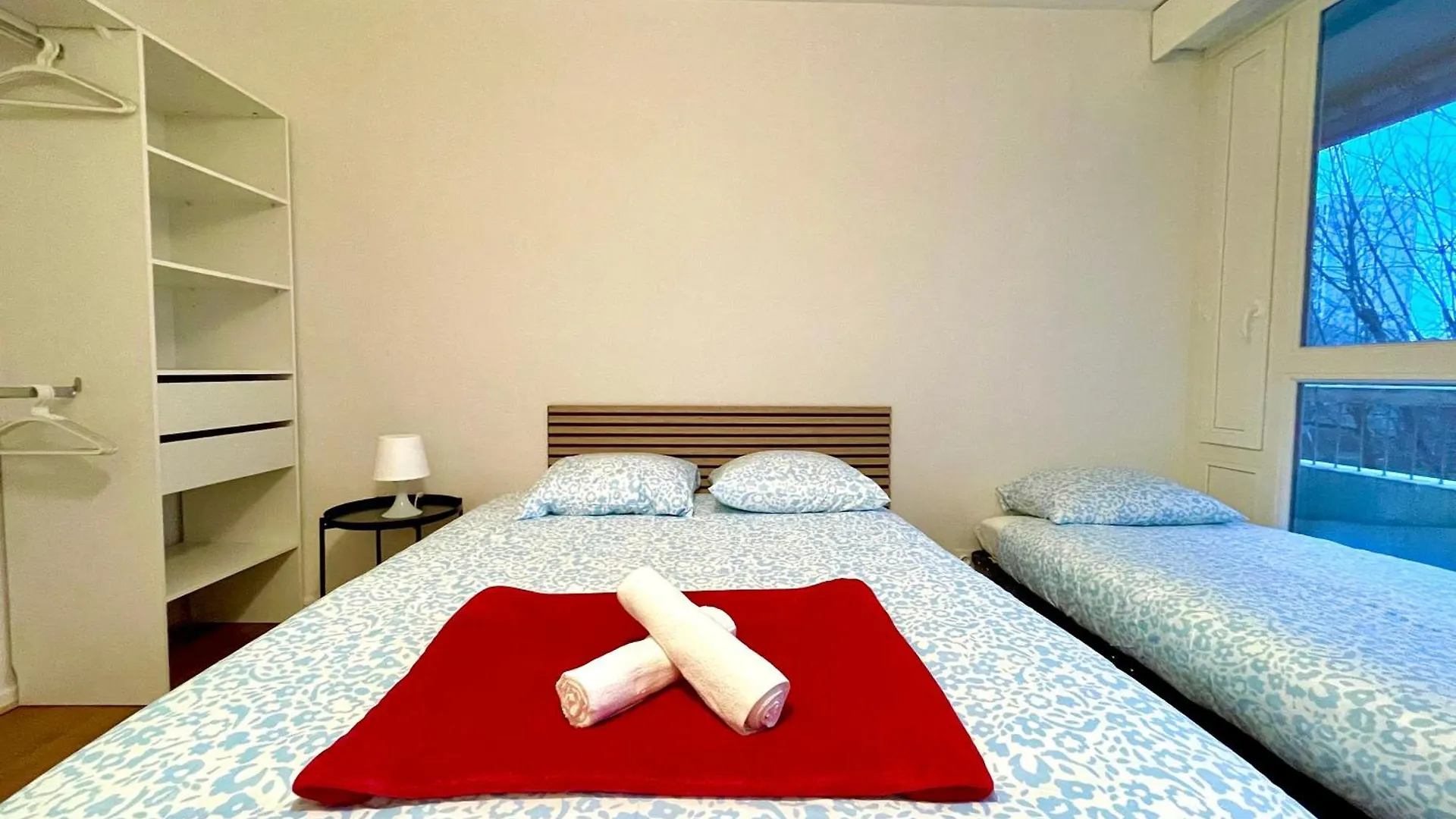 Bngo I Le Spacieux I 12 Personnes, 5 Chambres, 2 Salle De Bain, Parking Prive, Wc Separe, Wifi Villeurbanne Apartment