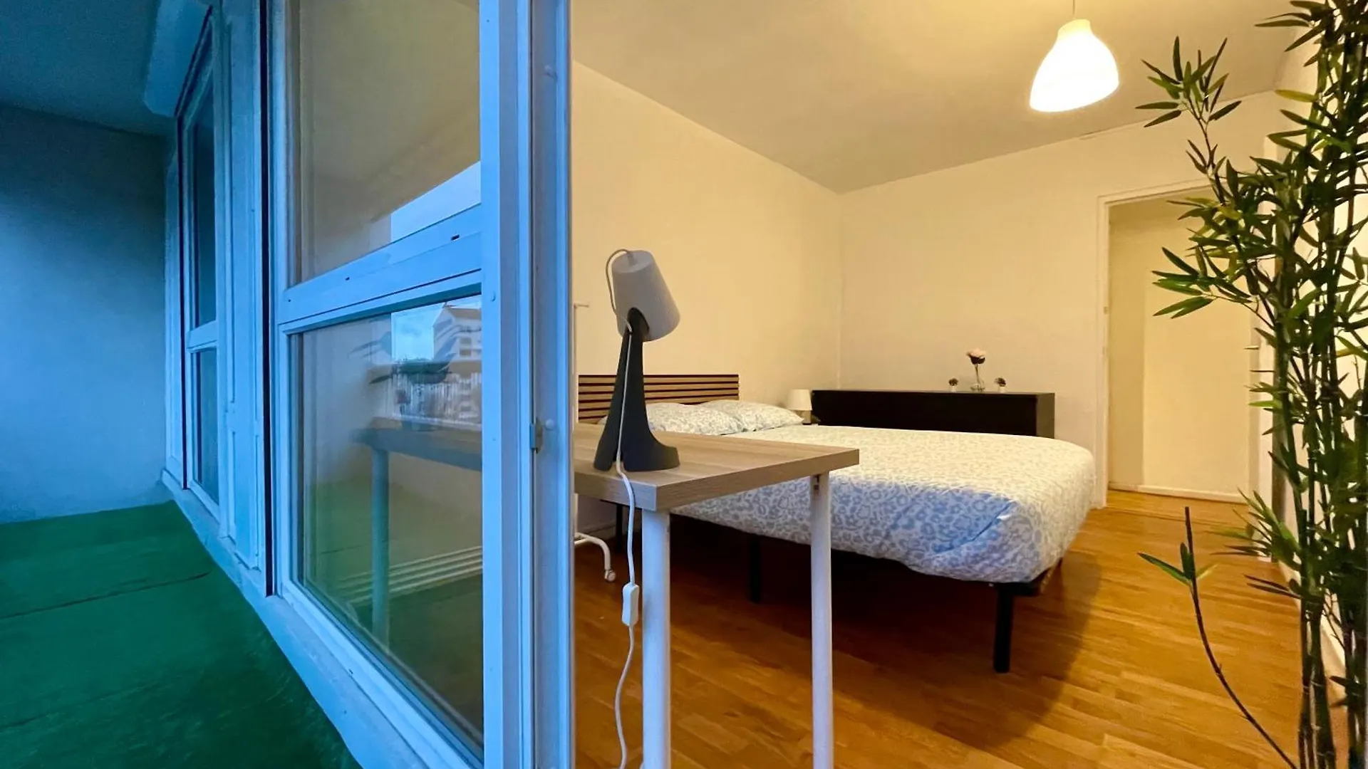 Apartment Bngo I Le Spacieux I 12 Personnes, 5 Chambres, 2 Salle De Bain, Parking Prive, Wc Separe, Wifi Villeurbanne